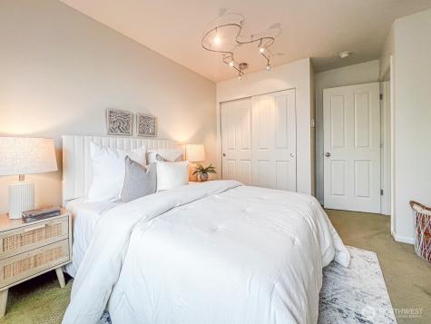 7005 Holly Park Drive S Seattle WA 98118