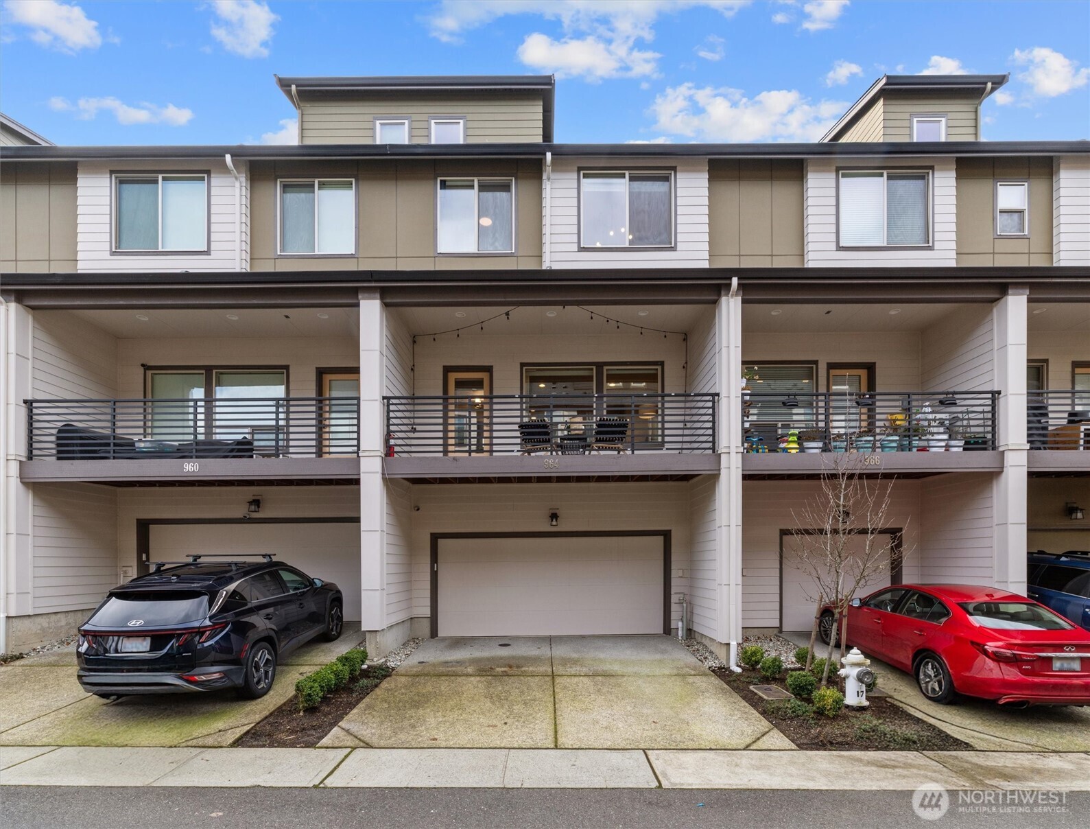 964 7th Avenue NE Issaquah WA 98029