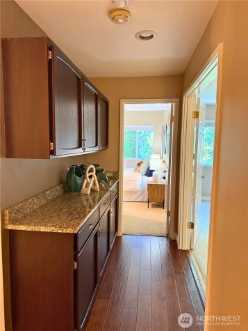7600 SE 29th Street Mercer Island WA 98040