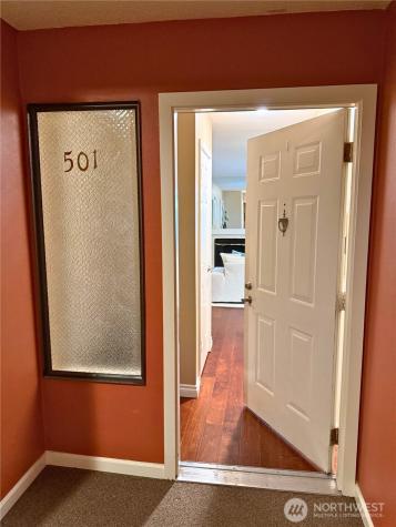 7600 SE 29th Street Mercer Island WA 98040