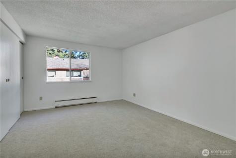 17527 149th Avenue SE Renton WA 98058