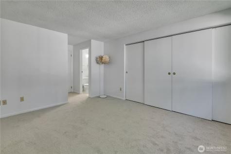 17527 149th Avenue SE Renton WA 98058