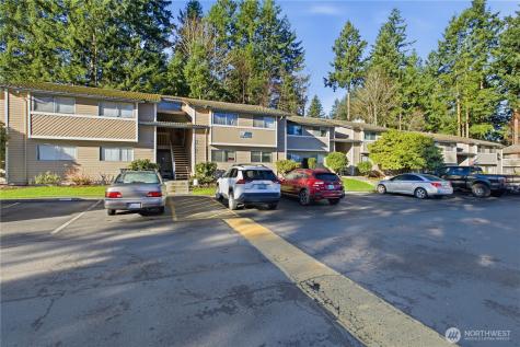 17527 149th Avenue SE Renton WA 98058