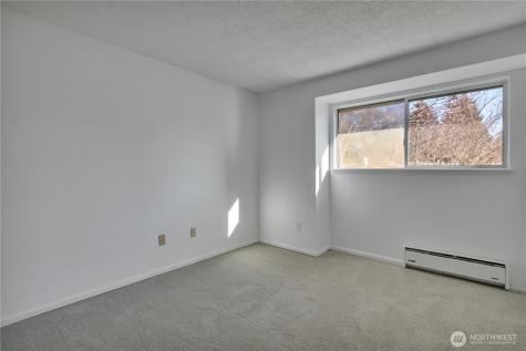 17527 149th Avenue SE Renton WA 98058