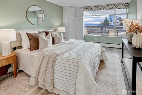 2040 43rd Avenue E Seattle WA 98112