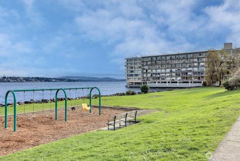2040 43rd Avenue E Seattle WA 98112