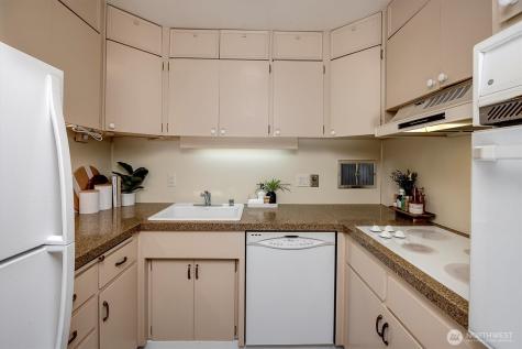 2040 43rd Avenue E Seattle WA 98112