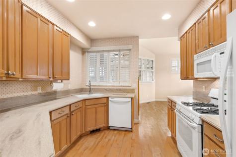 120 Newport Way NW Issaquah WA 98027
