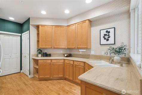 120 Newport Way NW Issaquah WA 98027