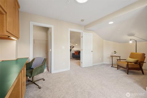 120 Newport Way NW Issaquah WA 98027