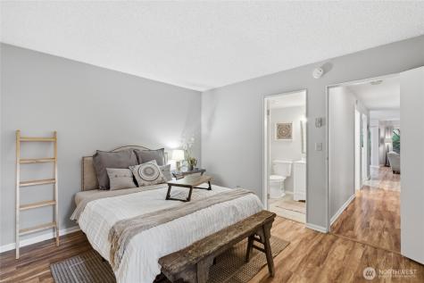 14651 NE 40th Street Bellevue WA 98007