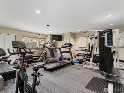 31500 33rd Place SW Federal Way WA 98023