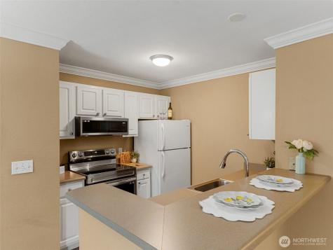 31500 33rd Place SW Federal Way WA 98023