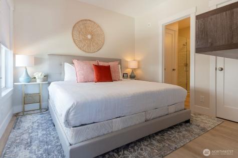 203 Market Street Pacific Beach WA 98571