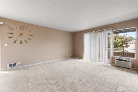 812 100th Avenue NE Bellevue WA 98004