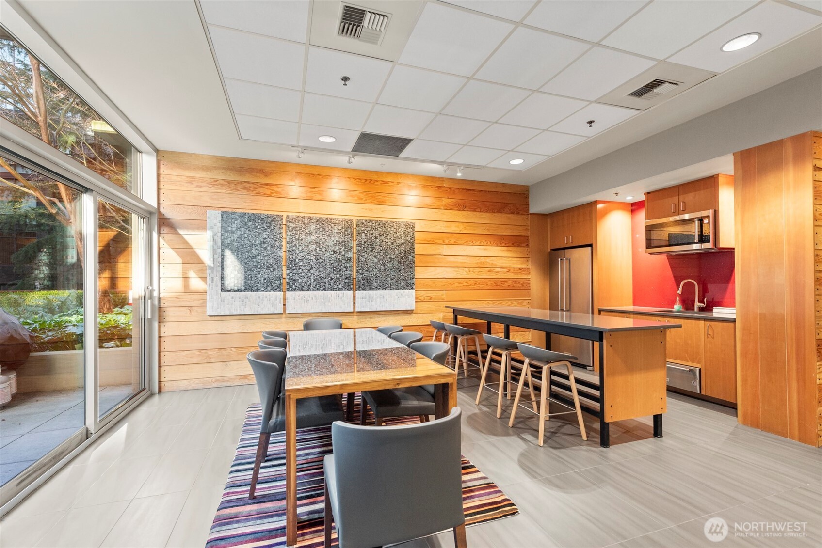 2717 Western Avenue Seattle WA 98121