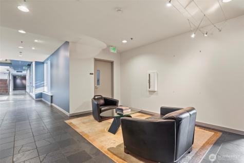 2717 Western Avenue Seattle WA 98121