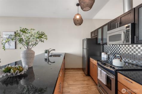 2717 Western Avenue Seattle WA 98121