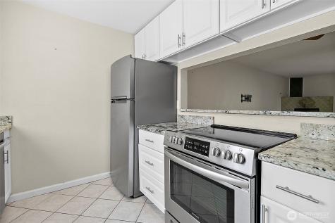 1040 S 320th Street Federal Way WA 98003