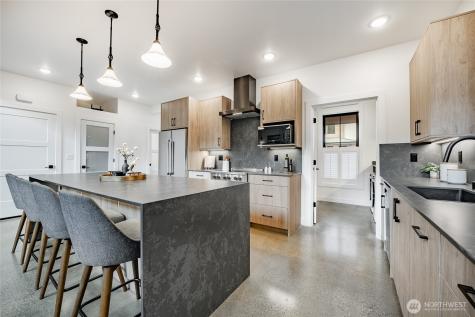 204 Pebblebrook Drive Lynden WA 98264