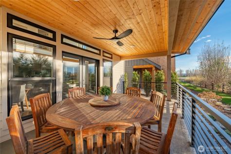 204 Pebblebrook Drive Lynden WA 98264