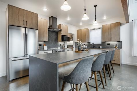 204 Pebblebrook Drive Lynden WA 98264