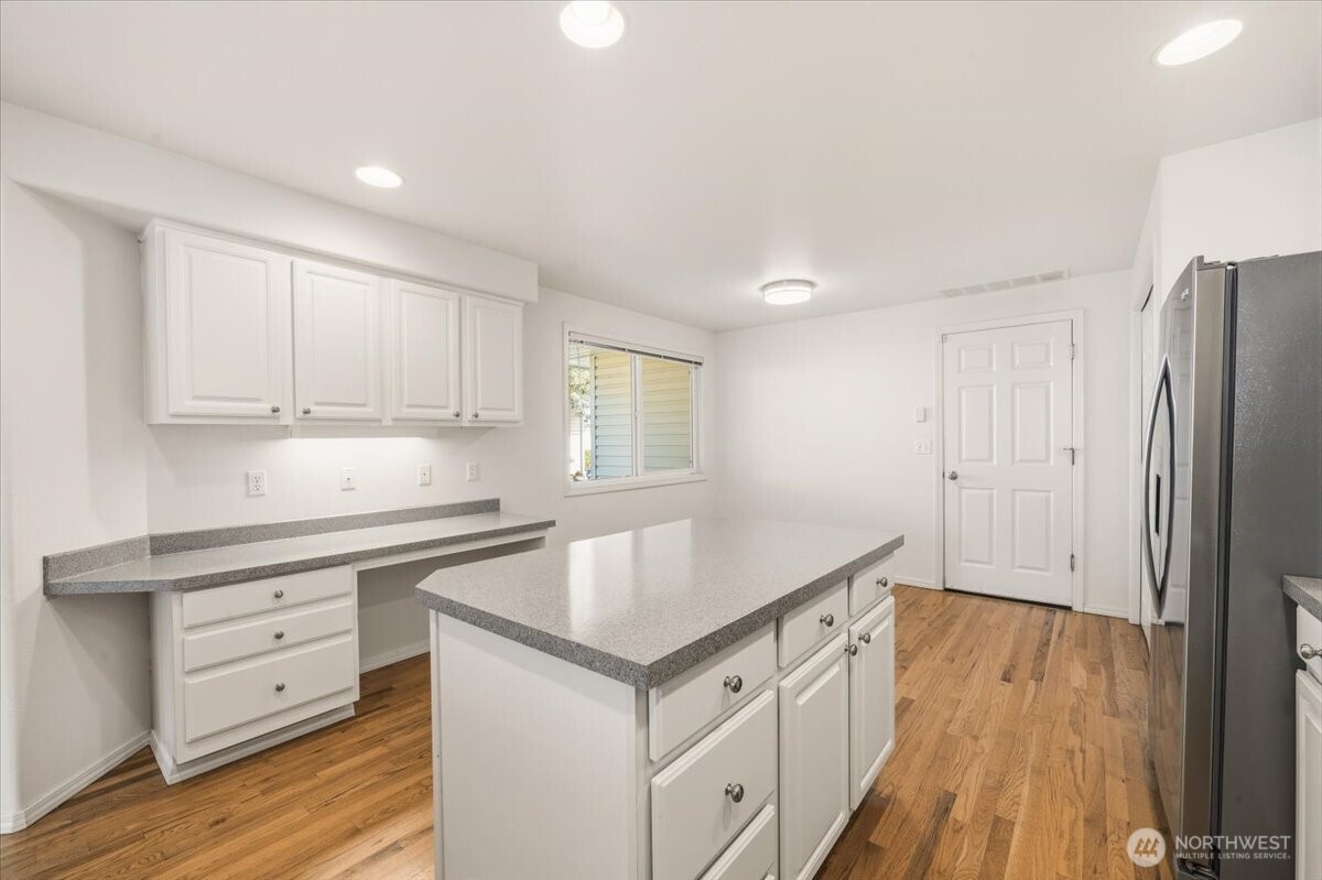 4726 NE 18th Place Renton WA 98059