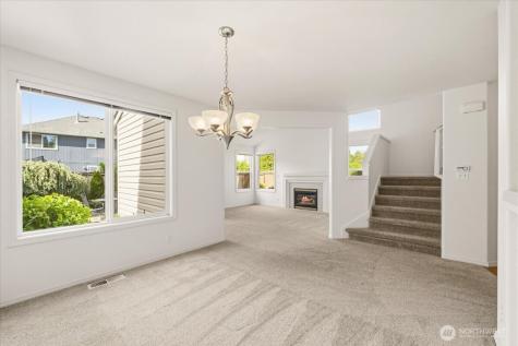 4726 NE 18th Place Renton WA 98059