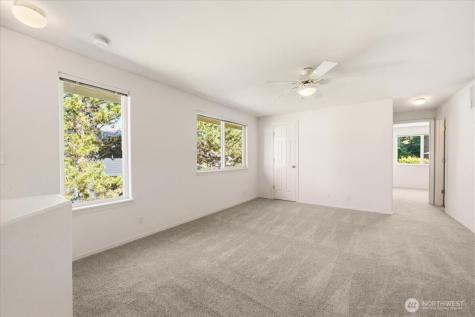 4726 NE 18th Place Renton WA 98059