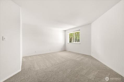 4726 NE 18th Place Renton WA 98059
