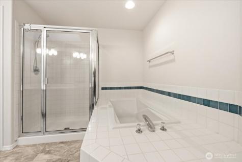 4726 NE 18th Place Renton WA 98059