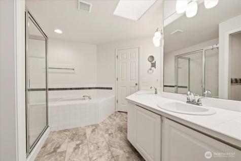 4726 NE 18th Place Renton WA 98059