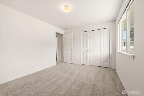 4726 NE 18th Place Renton WA 98059