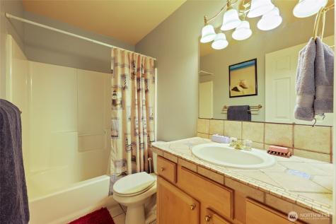 1486 Thompson Street Dupont WA 98327