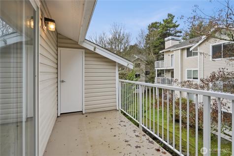 19230 Forest Park Drive NE Seattle WA 98155