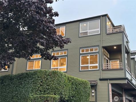 327 2nd Avenue S Kirkland WA 98033