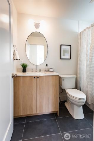 1530 25th Avenue Seattle WA 98122