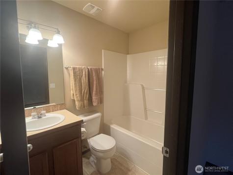 17711 79th Avenue Court E Puyallup WA 98375