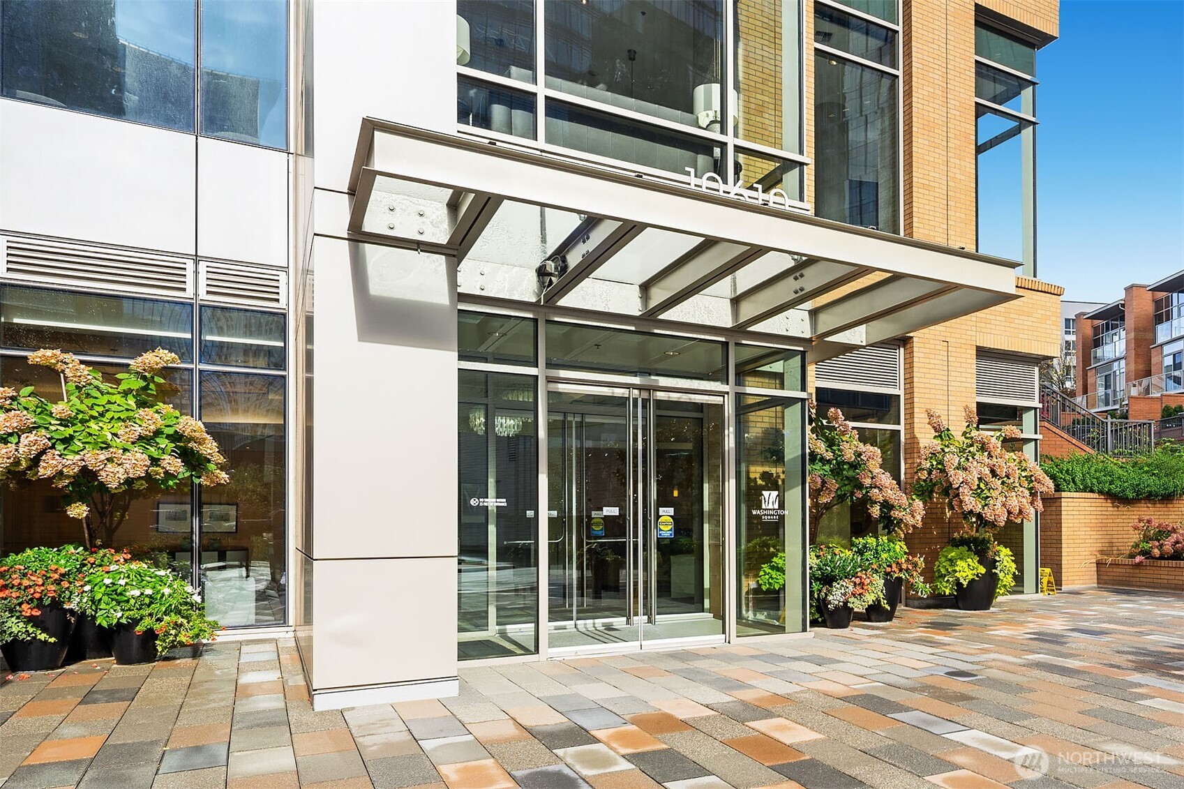 10610 NE 9th Place Bellevue WA 98004