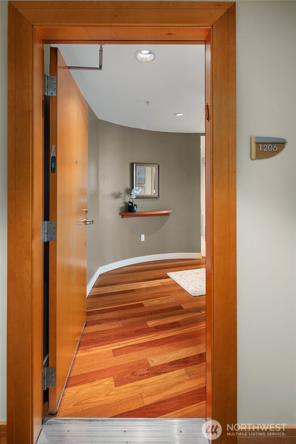 10610 NE 9th Place Bellevue WA 98004