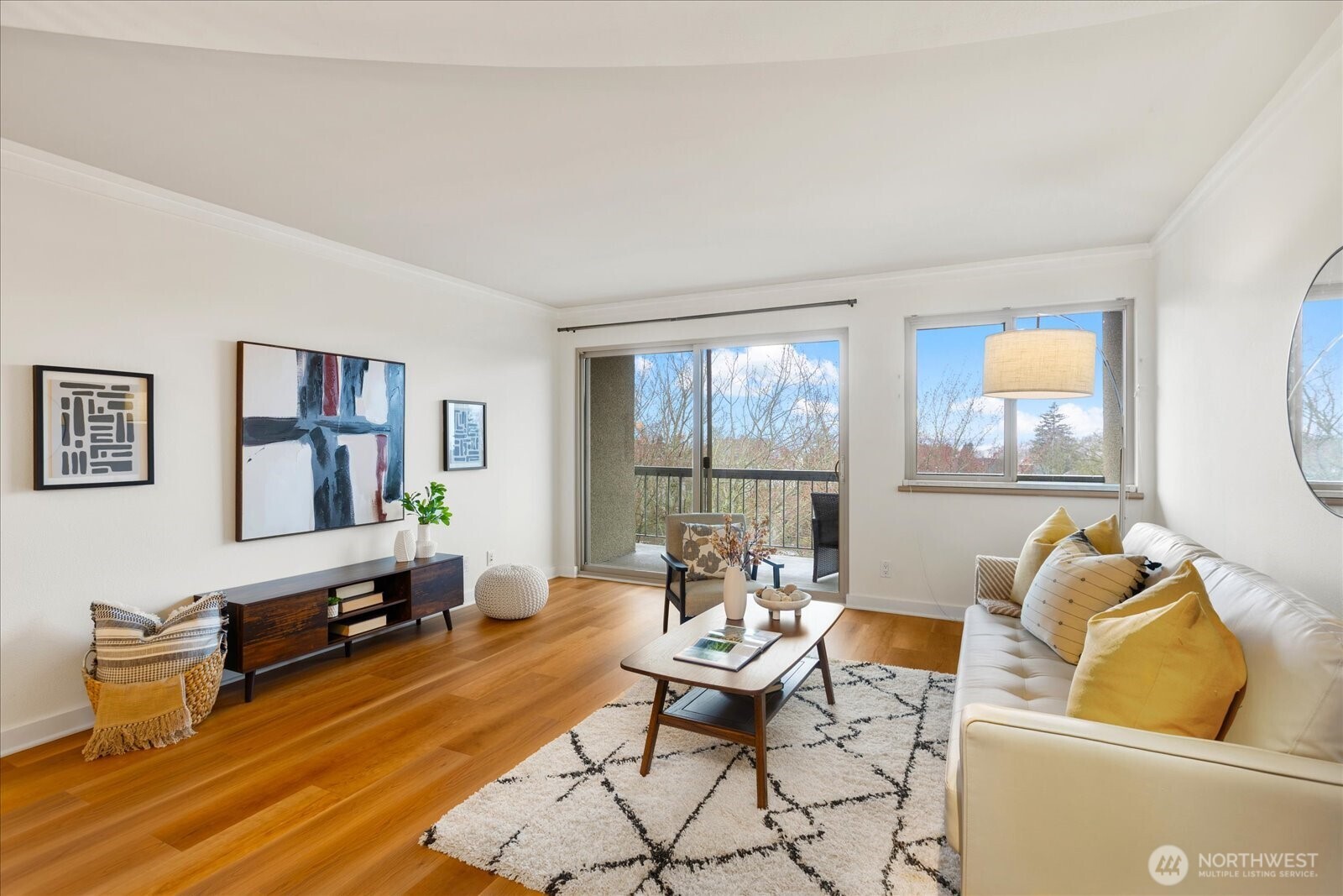 732 11th Avenue E Seattle WA 98102