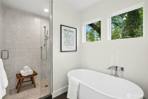 636 11th Avenue Kirkland WA 98033