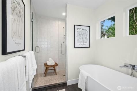636 11th Avenue Kirkland WA 98033