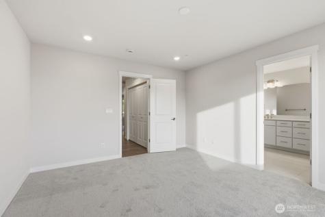 13210 NE 127th Way Kirkland WA 98034