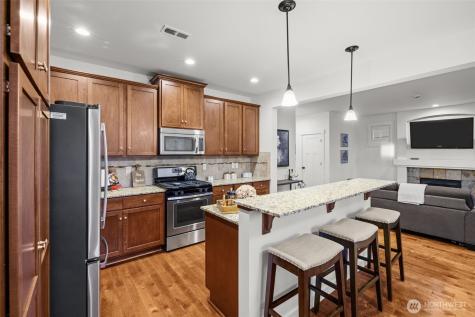 1832 146th Place SW Lynnwood WA 98087