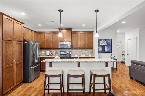 1832 146th Place SW Lynnwood WA 98087