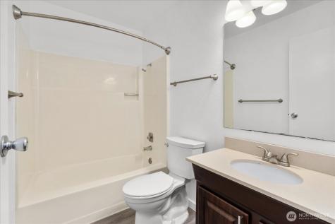 12517 NE 23rd Place Bellevue WA 98005
