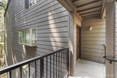 12517 NE 23rd Place Bellevue WA 98005