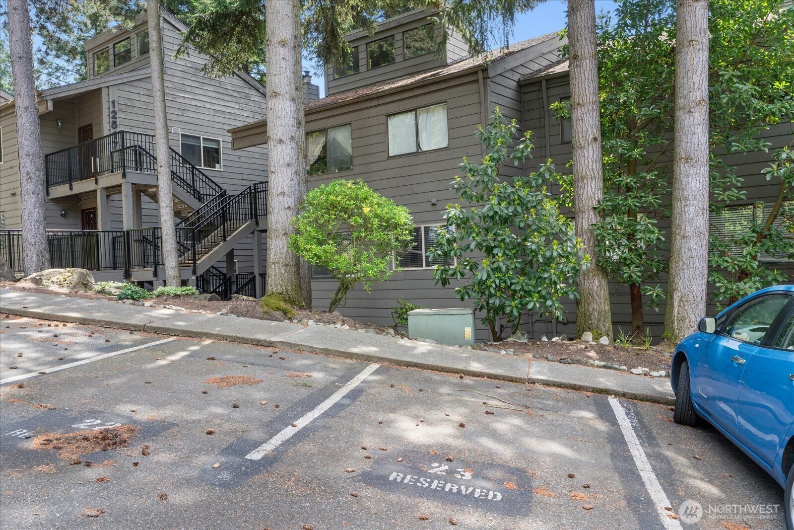 12517 NE 23rd Place Bellevue WA 98005