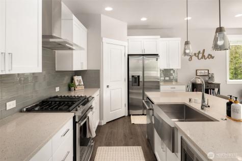 13920 14th Place W Lynnwood WA 98087